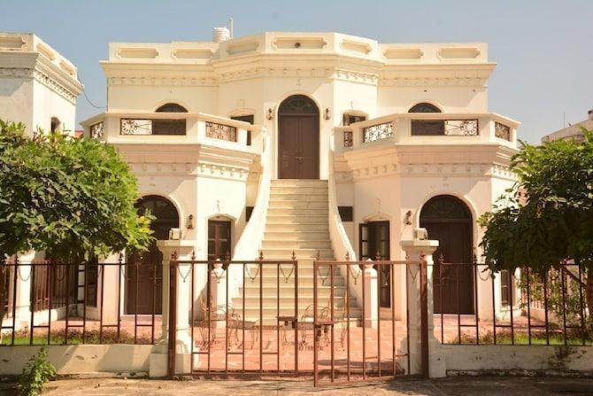 A Mansion Hotel Kashipur ภายนอก รูปภาพ