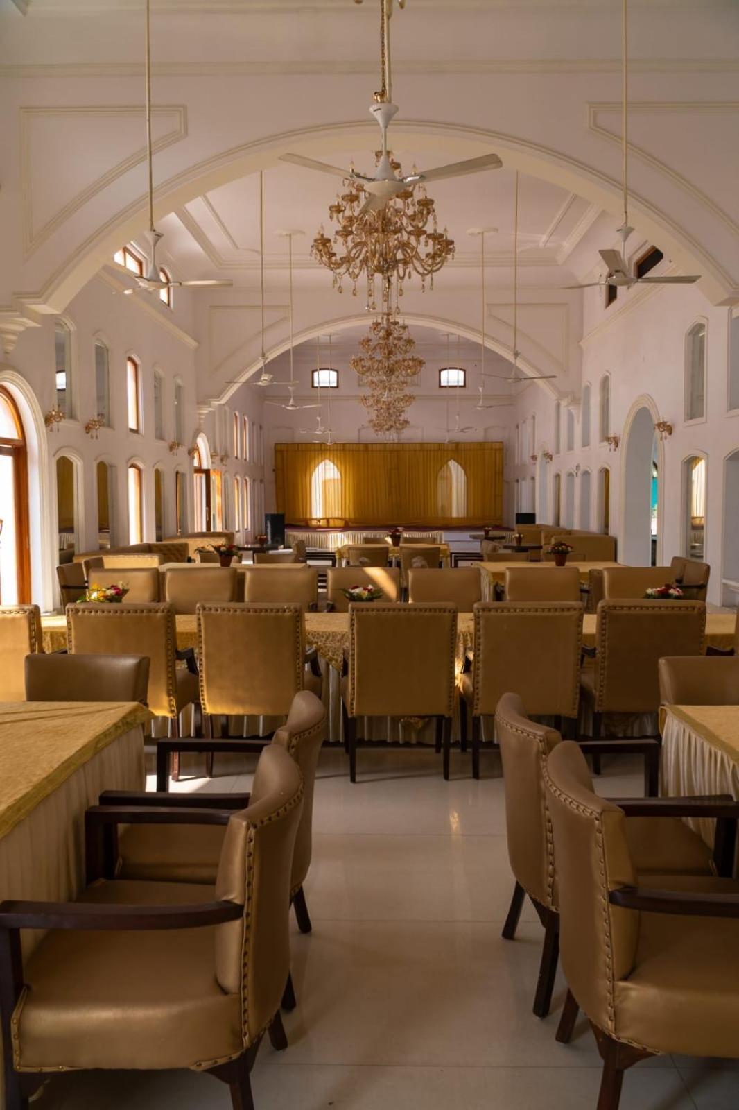A Mansion Hotel Kashipur ภายนอก รูปภาพ