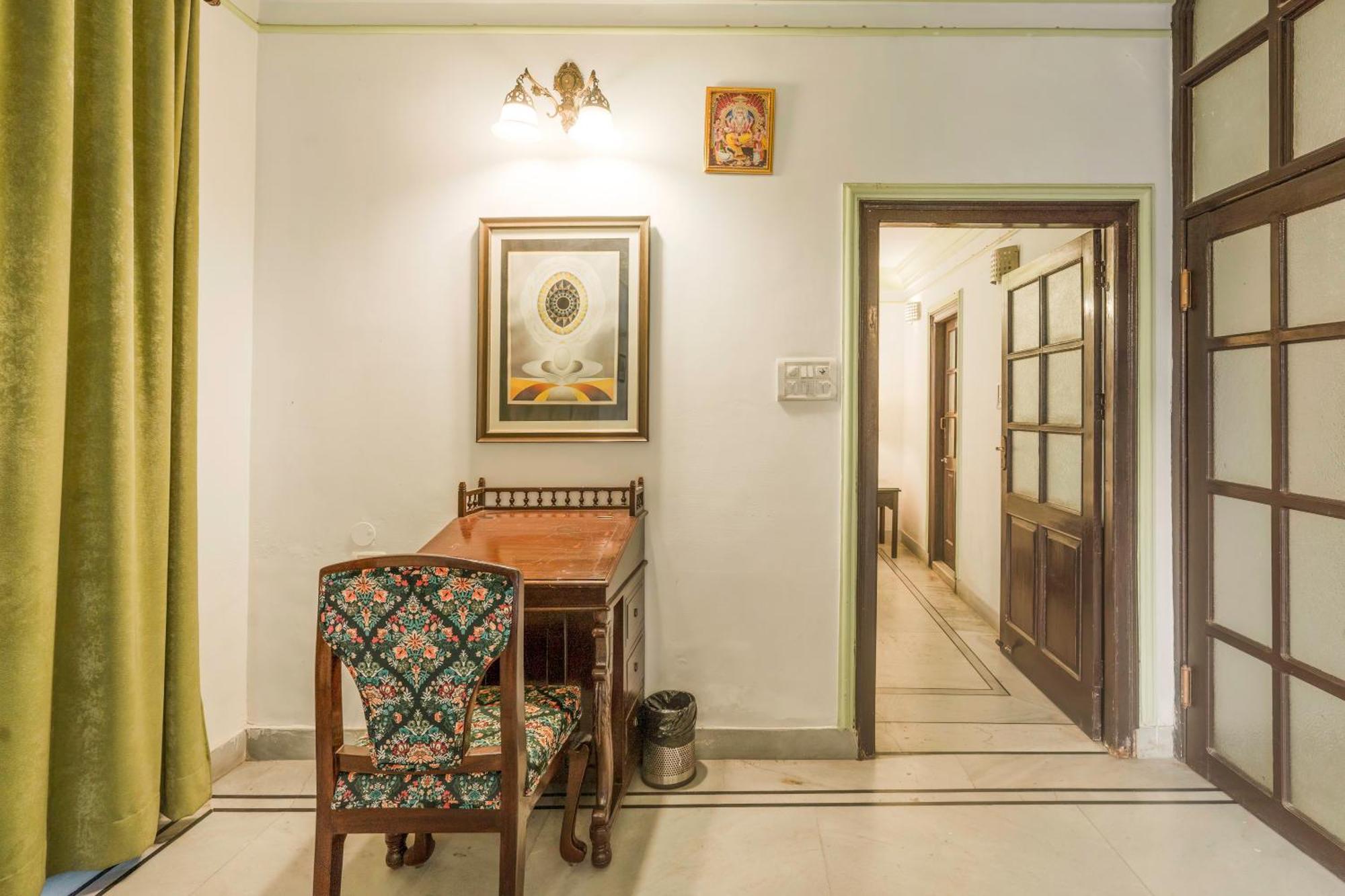 A Mansion Hotel Kashipur ภายนอก รูปภาพ