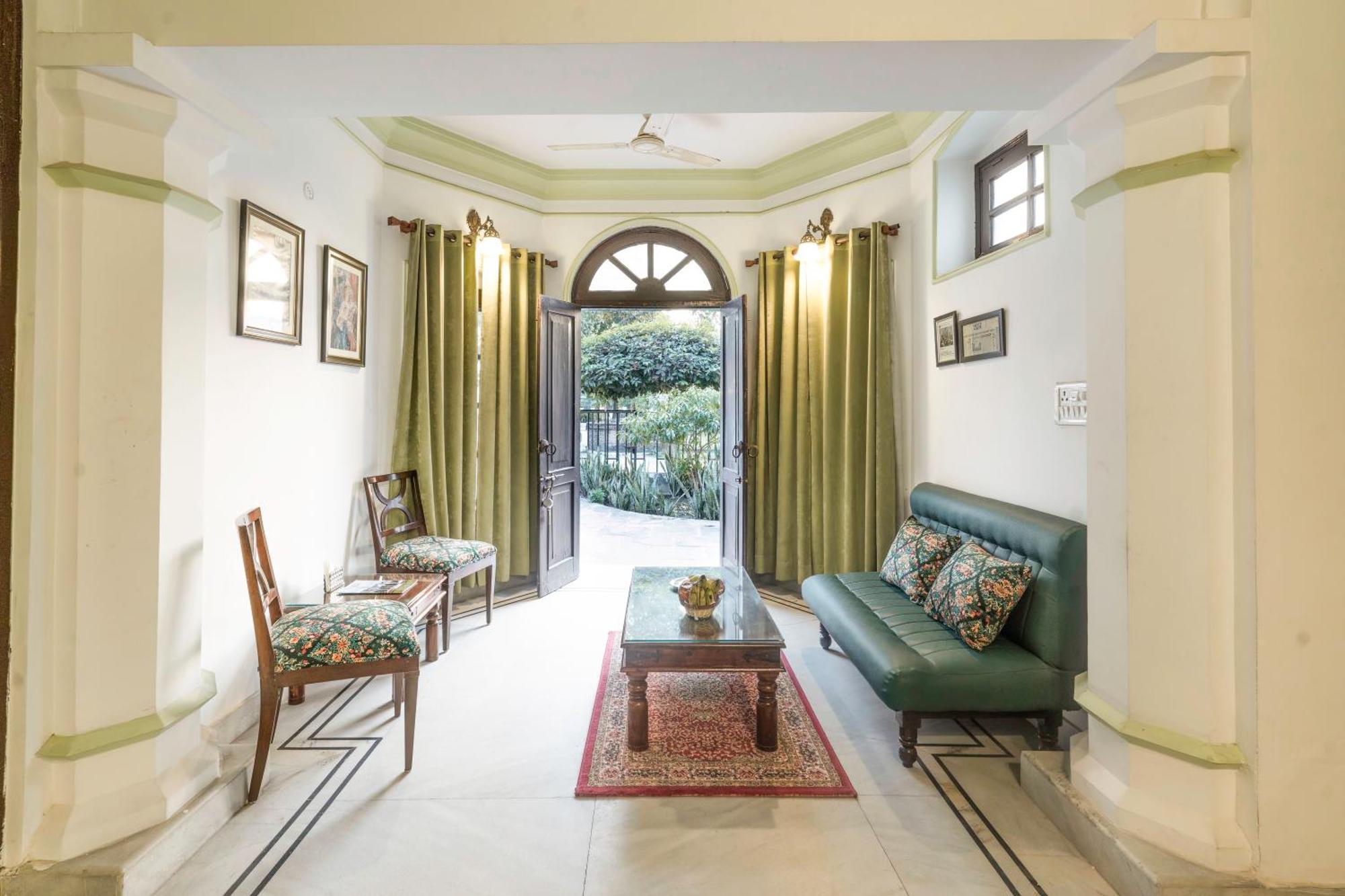 A Mansion Hotel Kashipur ภายนอก รูปภาพ